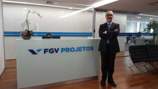 Em 2018, o crescimento permanecerá liderado pelo consumo, mas varejistas precisam se adaptar, diz FGV