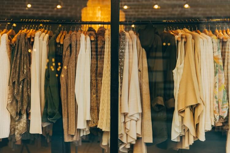 Varejistas de moda apontam desempenho positivo em dezembro